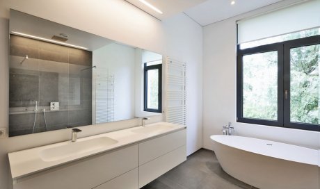 Professionnel pour la rénovation complète d’une salle de bain Valserhône